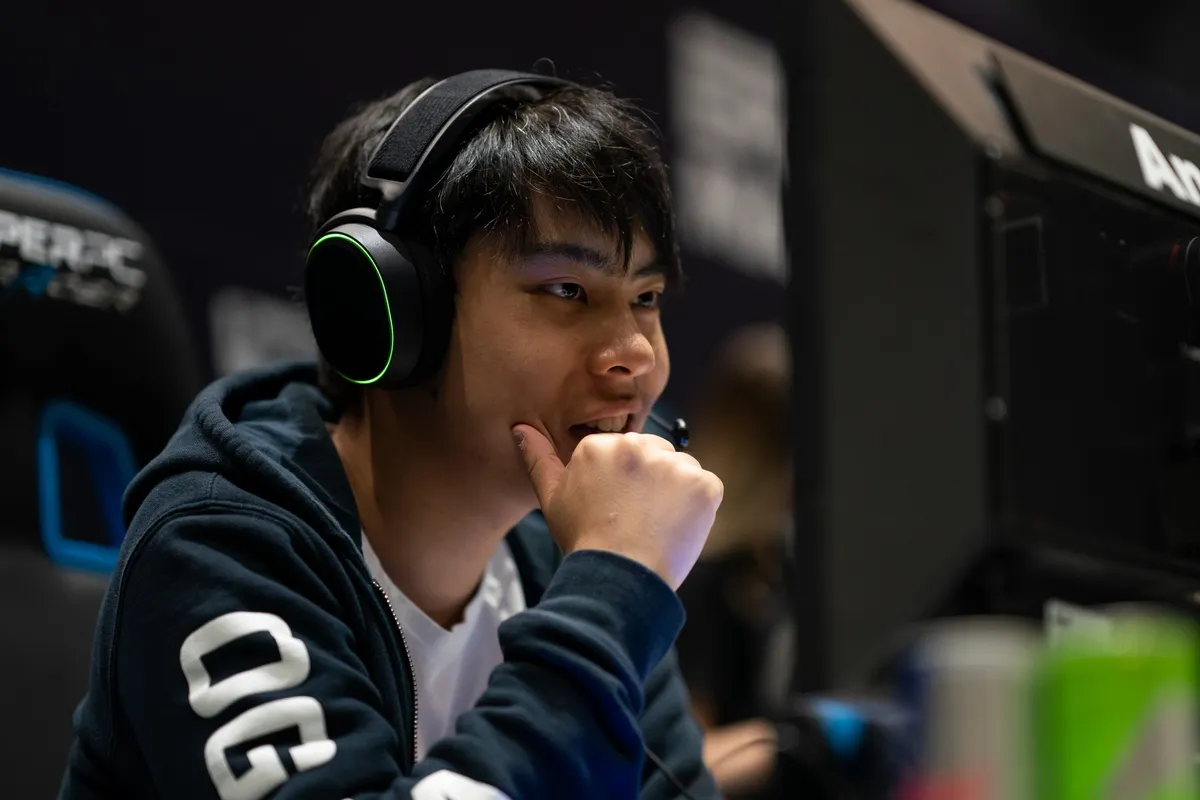 ana Dota 2 has around $6 million