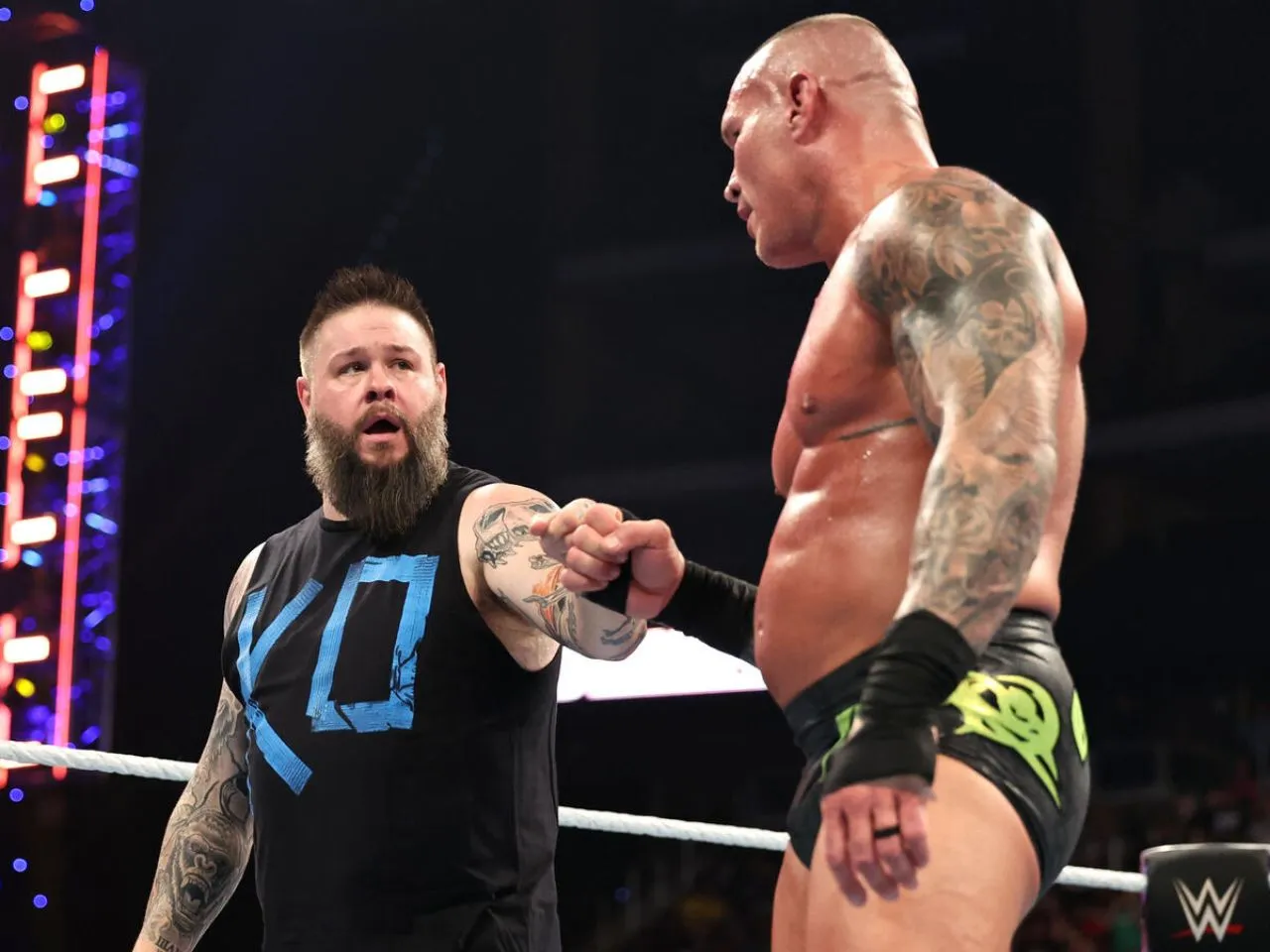 Randy Orton vs Kevin Owens