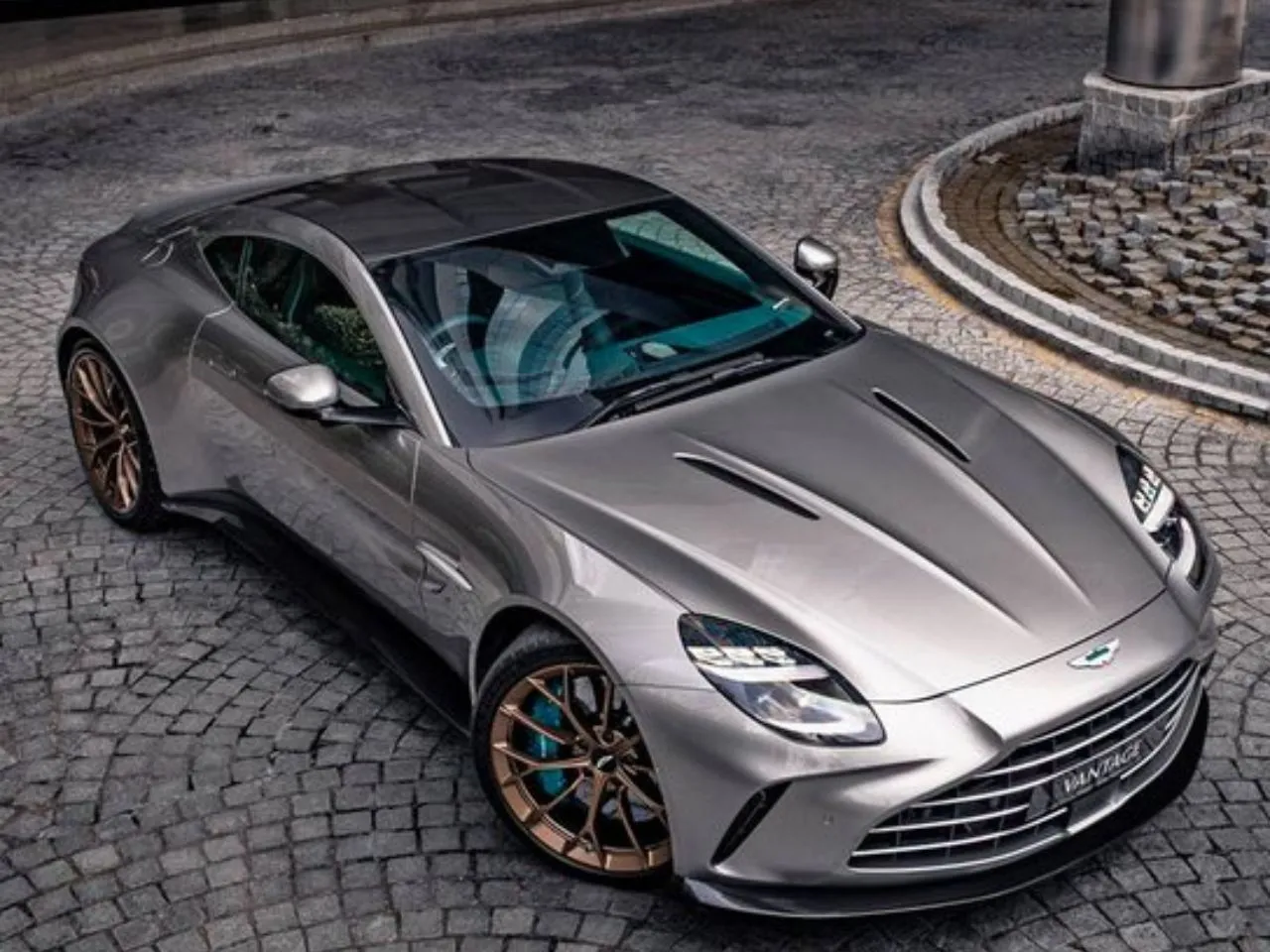 Aston Martin Vantage is one of the expensive cars of Max Verstappen