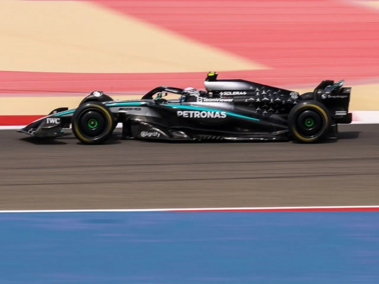 Mercedes F1 2025 pre season Test