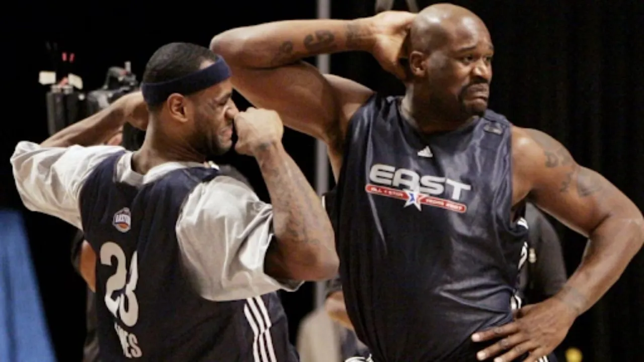 LeBron James and Shaquille O’Neal dancing