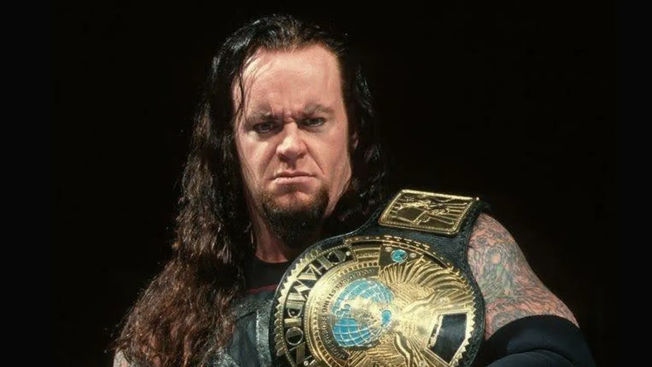  The Undertaker (Source: Twitter)