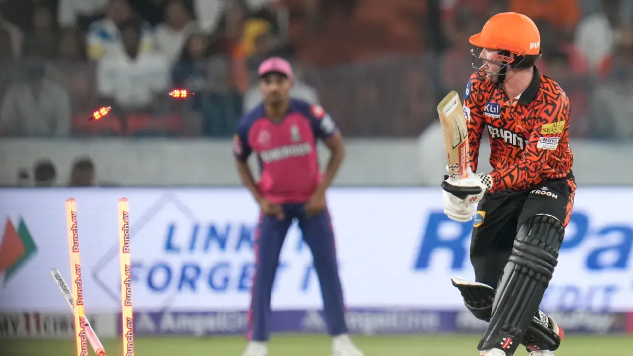 SRH in trouble (File Photo: Internet)