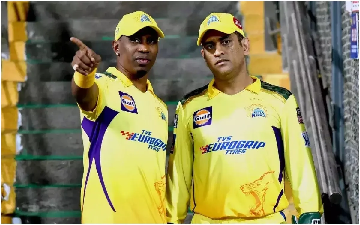 MS Dhoni, Dwayne Bravo