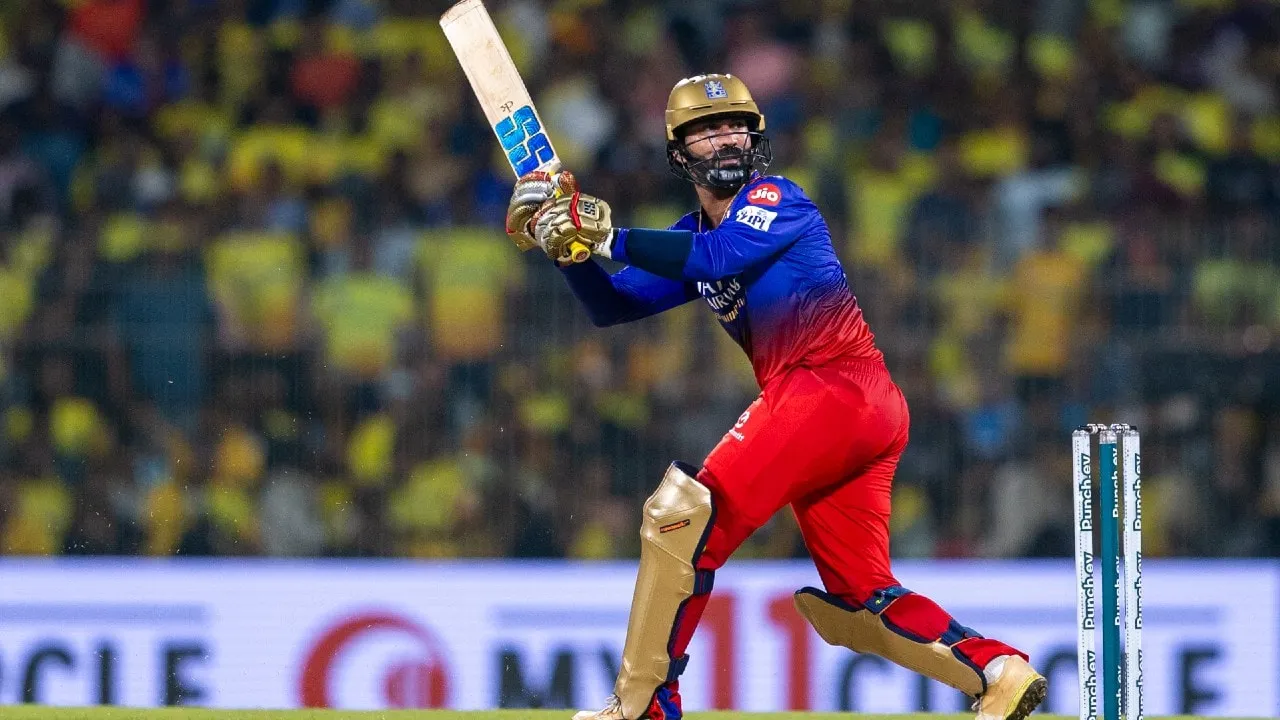 Has Dinesh Karthik retired from the IPL after RCB's loss to RR in the  Eliminator? - CNBC TV18