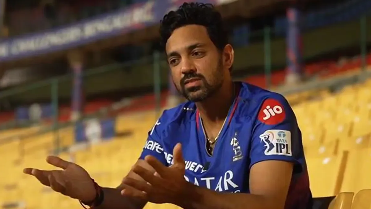 Swapnil Singh Talks About His Inspiring Journey After RCB Knocks Out CSK To  Reach IPL 2024 Playoffs (Watch Video) | 🏏 LatestLY