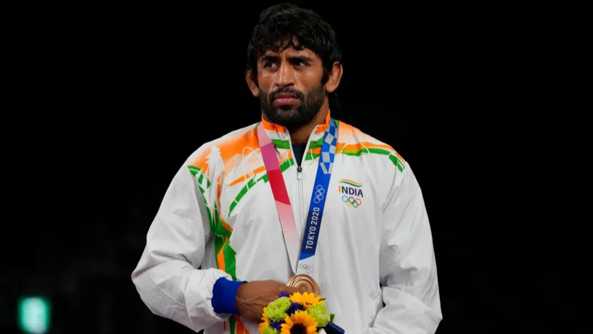 Sushil Kumar vs Bajrang Punia: Who is India's greatest wrestler ever? | sportzpoint.com