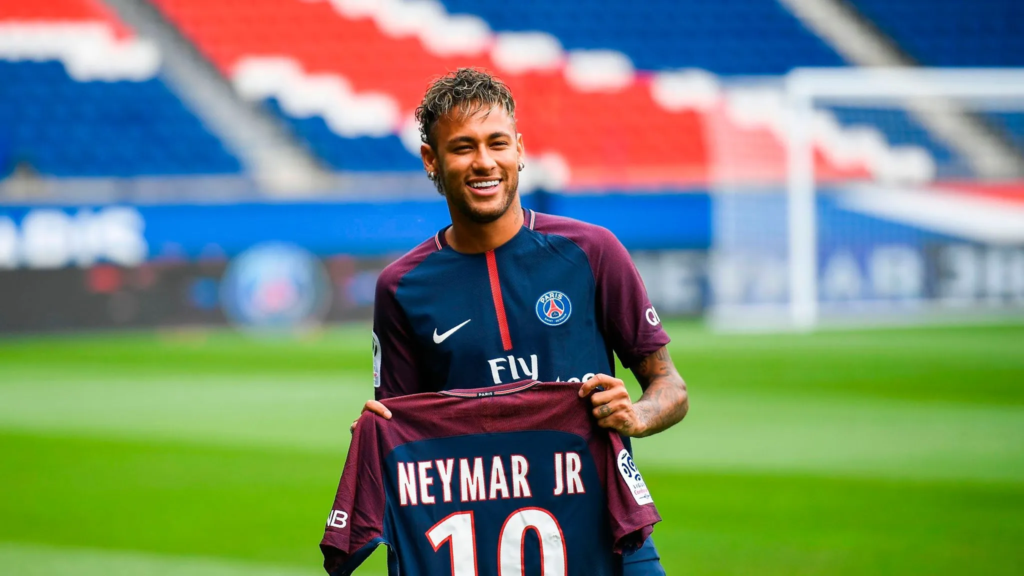 Breaking Down the Most Iconic Football Facts of All Time - Neymar Jr.'s most expensive football transfer - sportzpoint.com