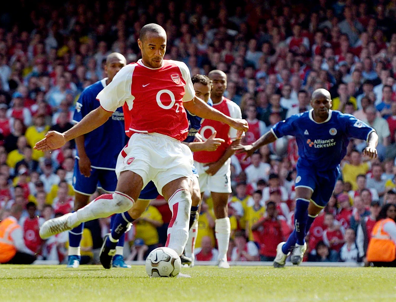 Thierry Henry scored 30 goals in the Premier League 2003-04 season - sportzpoint.com 