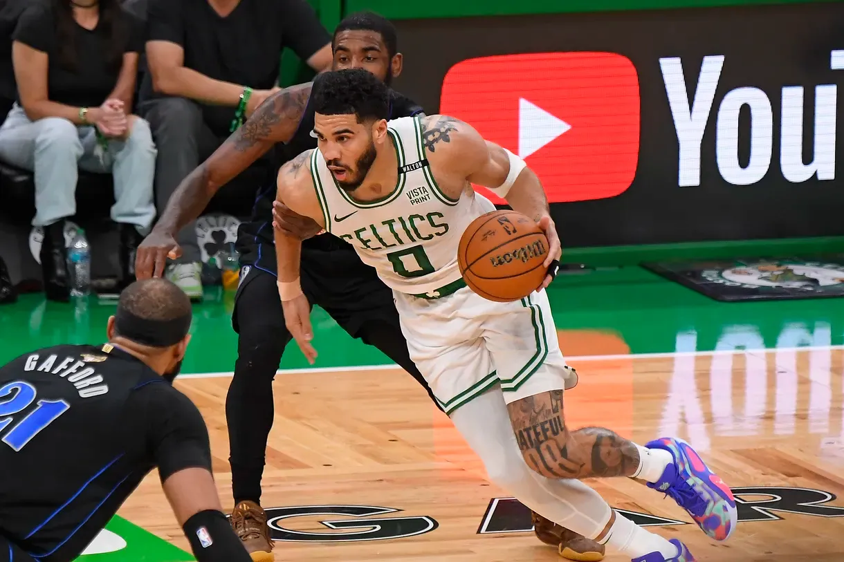 Jayson Tatum - sportzpoint.com