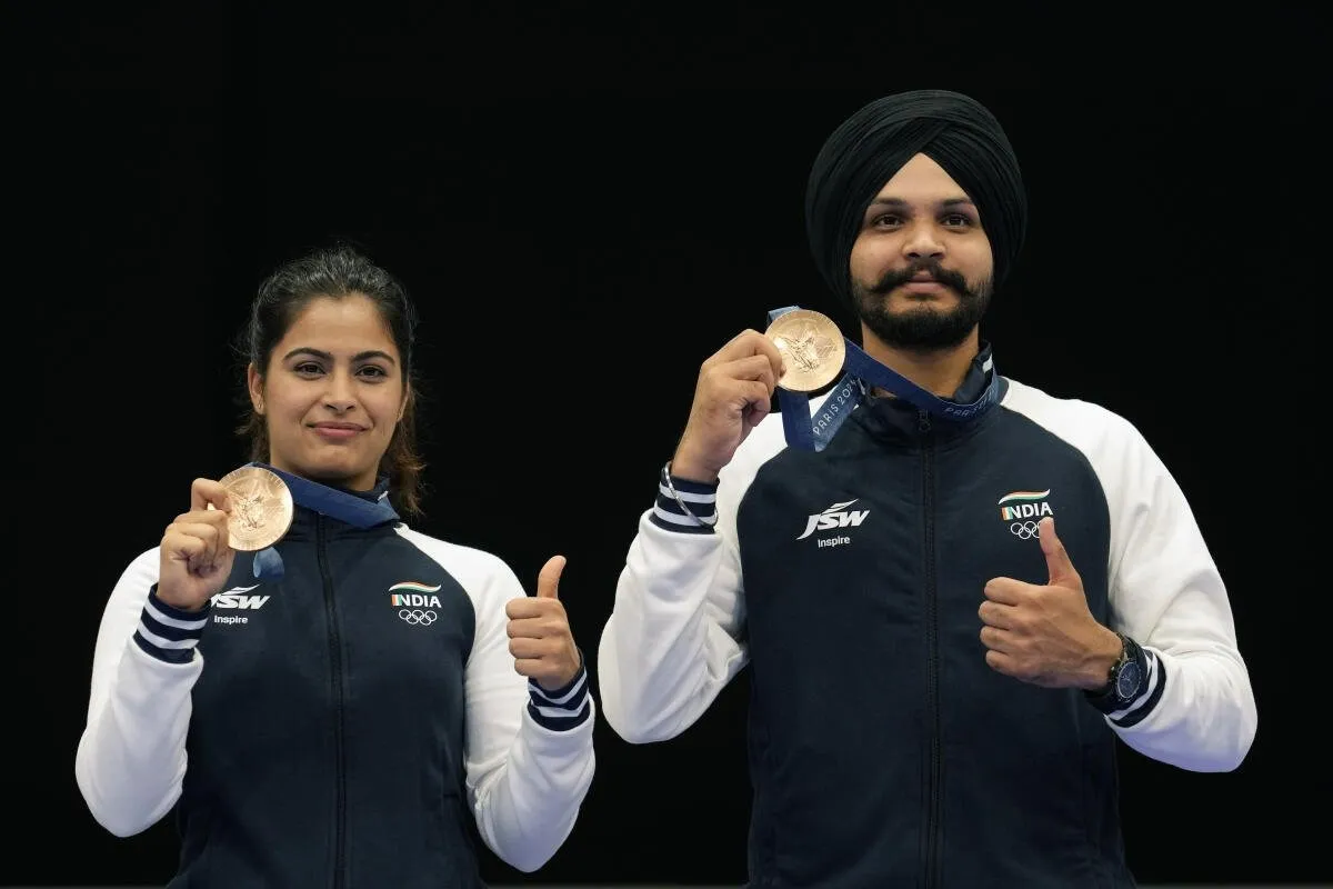 India At Paris Olympics 2024 Day 4 (30th July) Live Updates | Bhaker/Sarabjot win India's second medal; Bronze in 10m Air Pistol Mixed Event - sportzpoint.com