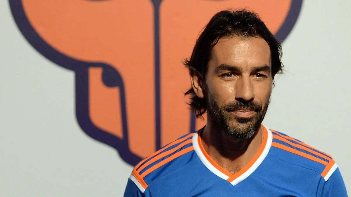 robert pires-fc goa-sportzpoint.com