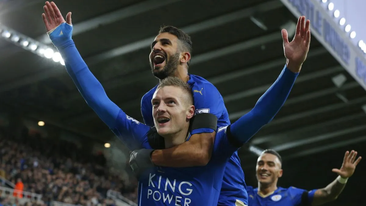 Jamie Vardy and Riyad Mahrez in the 2015-16 Premier League season for the Foxes - sportzpoint.com