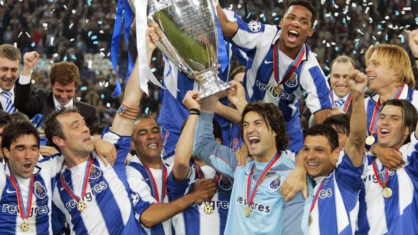 Porto lifted the UCL 2004 title