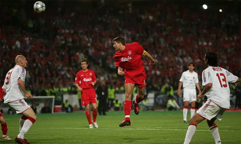 Steven Gerrad's stunning goal in UEFA Champions League 2005 final in Istanbul - sportzpoint.com