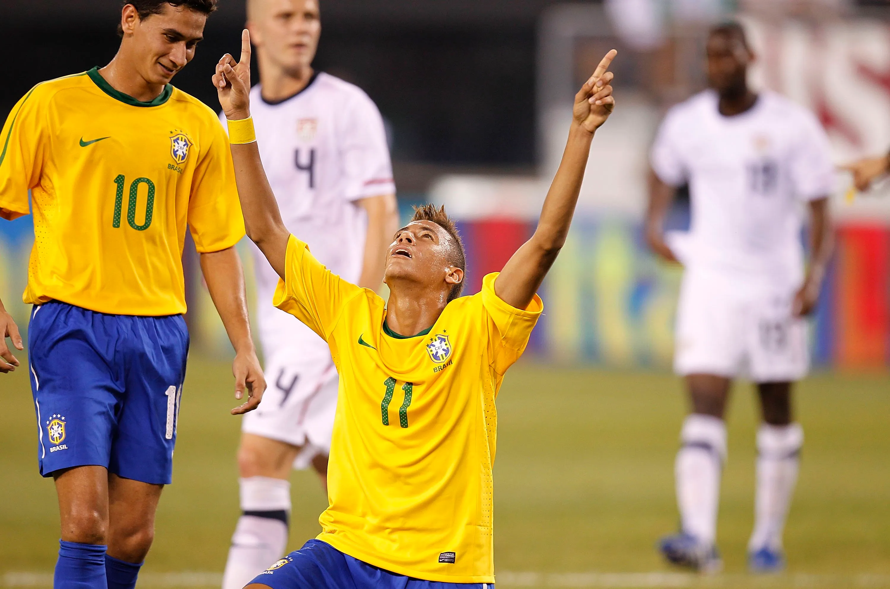 Neymar scored a goal in his debut for the National team against USA in 2010 - sportzpoint.com