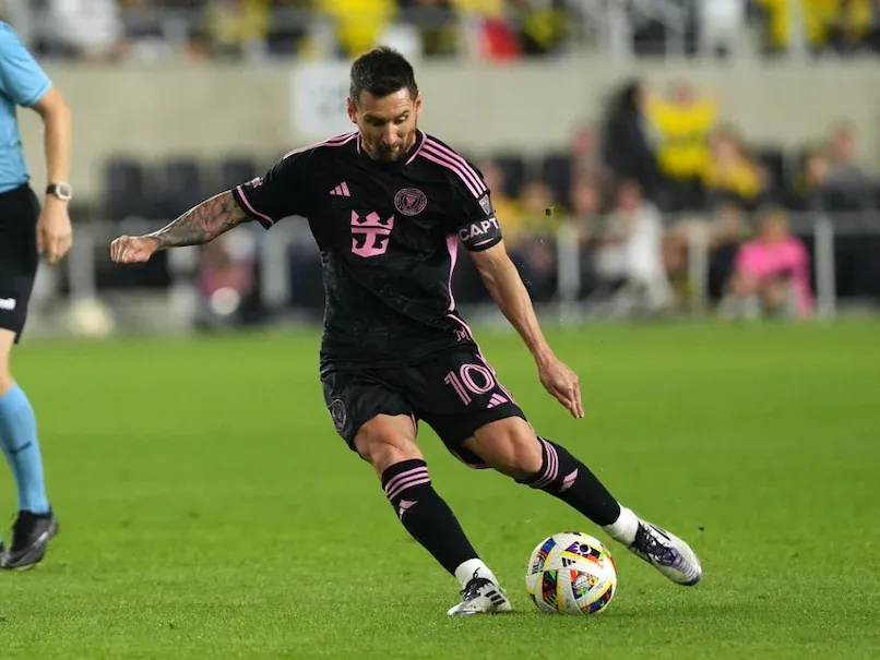 messi against Columbus