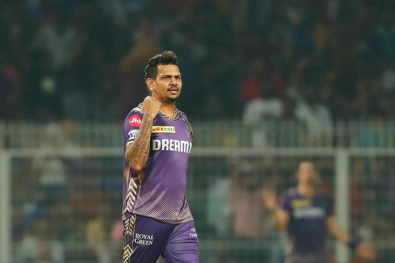 Sunil Narine wins the IPL player of the tournament award for a record third time - sportzpoint.com