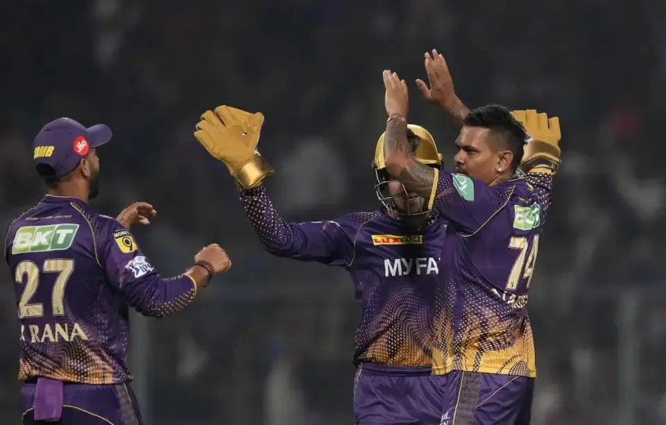 KKR vs RCB: Sunil Narine dismissed King Kohli once again | Sportz Point