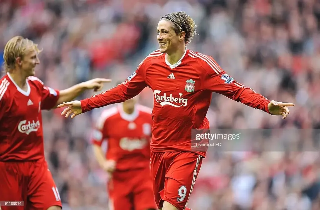 Fernando Torres celebrates after scoring his third Premeir League hat trick for Liverpool against Hull City | Sportz Point