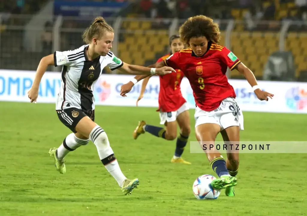 Germany vs Spain match report | Spain's Vicky Lopez against Germany's Laura Glonning in the second semifinal of FIFA U-17 Women's World Cup 2022 | Sportz Point