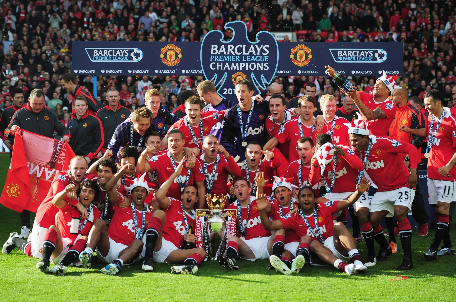 Manchester United have won thirteen Premier League title since 1992  Image - X