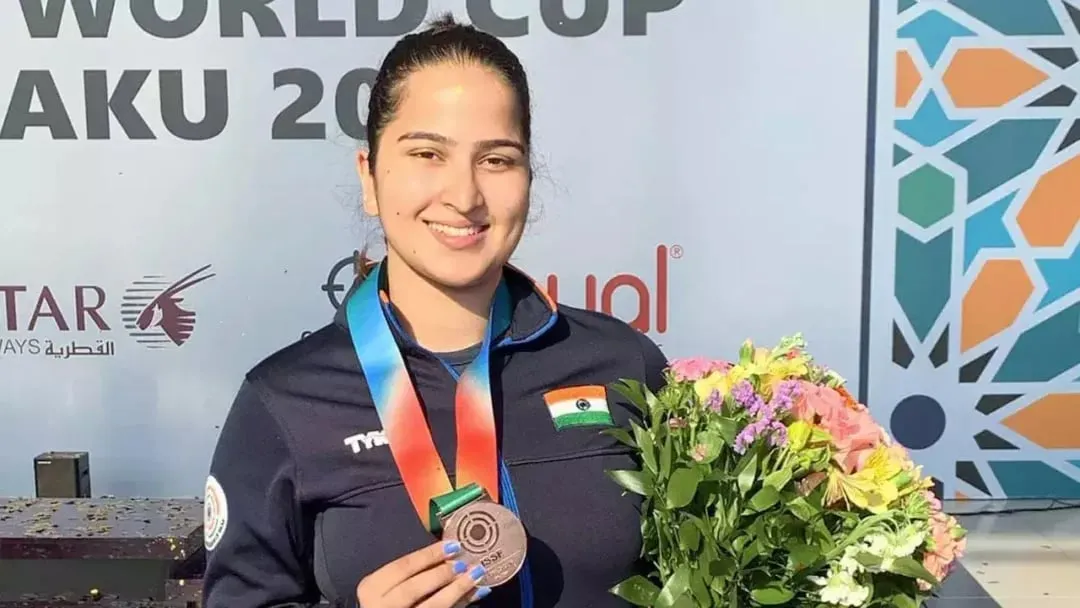 ISSF Sotting World Cup: Indian shooting star Rhythm Sangwan breaks world record in Baku | Sportz Point