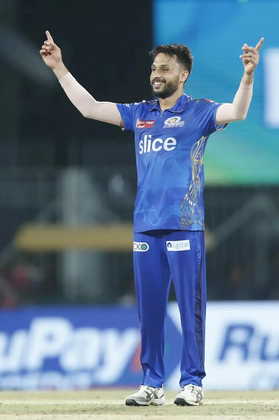 MI vs LSG: Akash Madhwal finished with incredible returns of 5 for 5 | Sportz Point