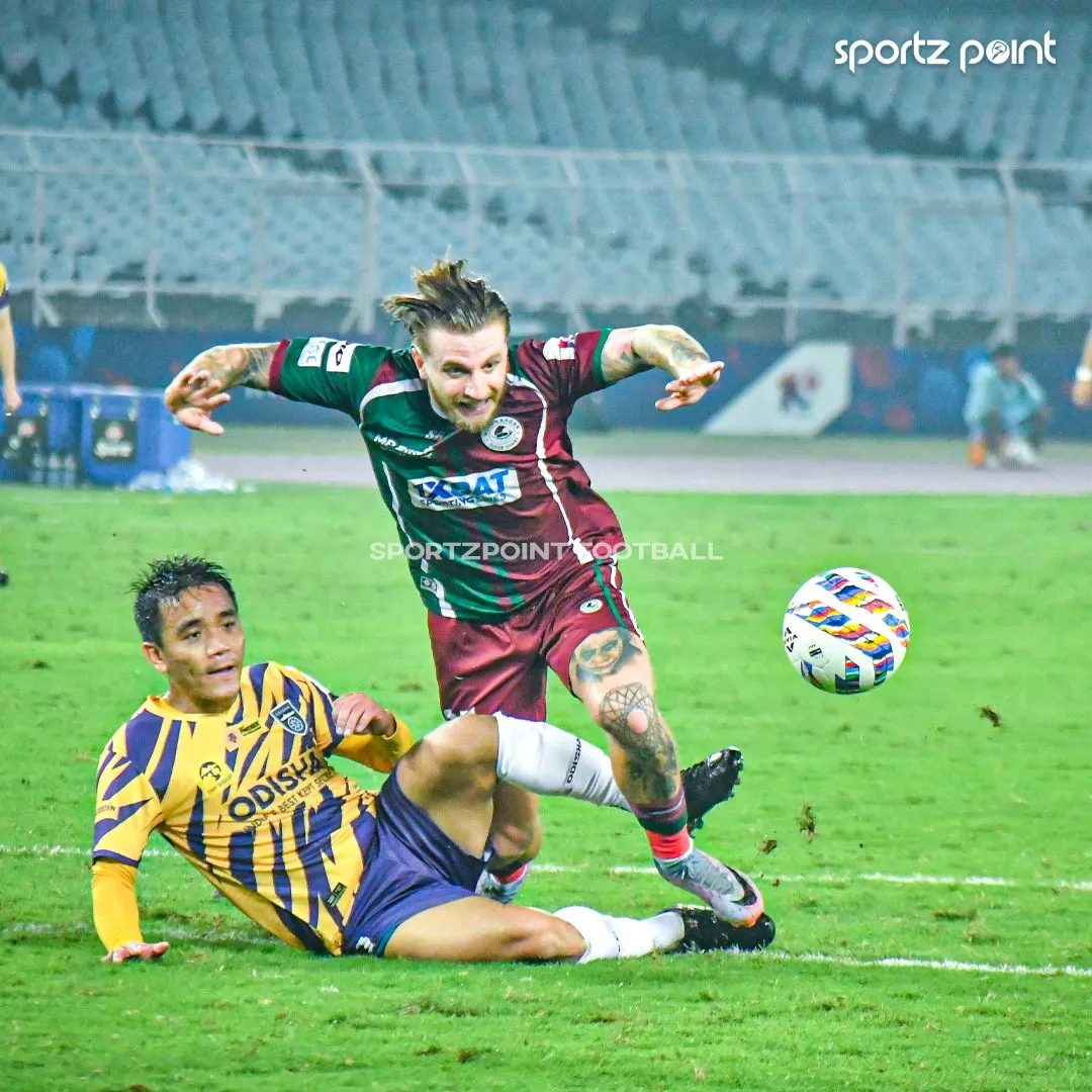 Cummings into action during the Mohun Bagan vs Odisha match  SportzPoint