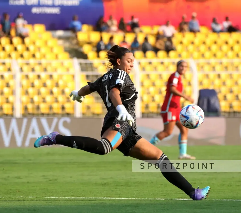 FIFA U-17 Women's World Cup 2022 SF1 | Nigeria vs Colombia Live scores, news and updates | LIVE Blog | Colombia's goalkeeper Luisa Agudelo takes a shot from the box. | Sportz Point