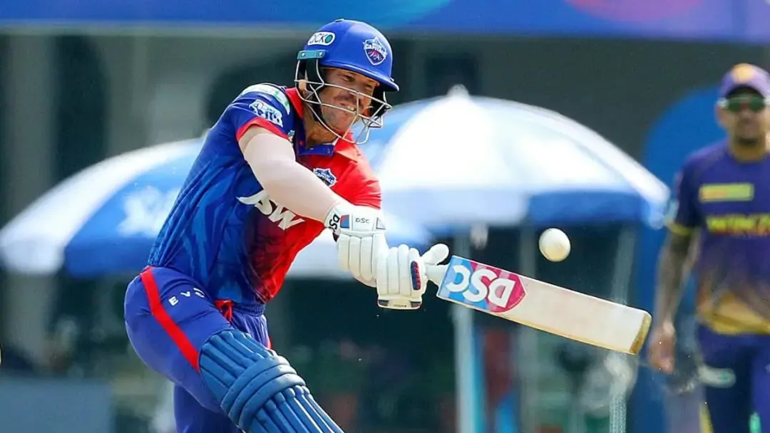 Top 10 overseas players with most runs in IPL | Sportz Point