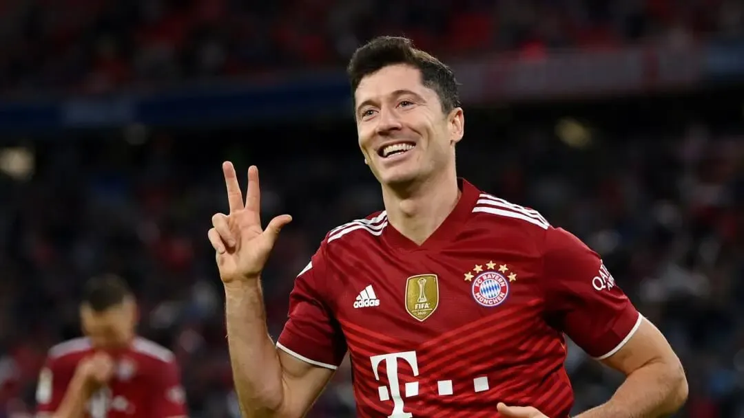 Robert Lewandowski in 2021/22 | Sportz Point