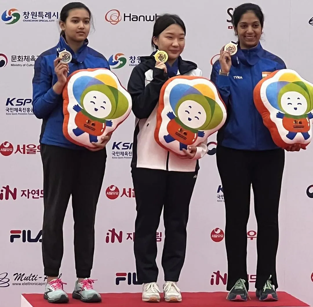 Tilottama Sen with the silver medal in Asian Shooting Championships 2023 in Changwon  