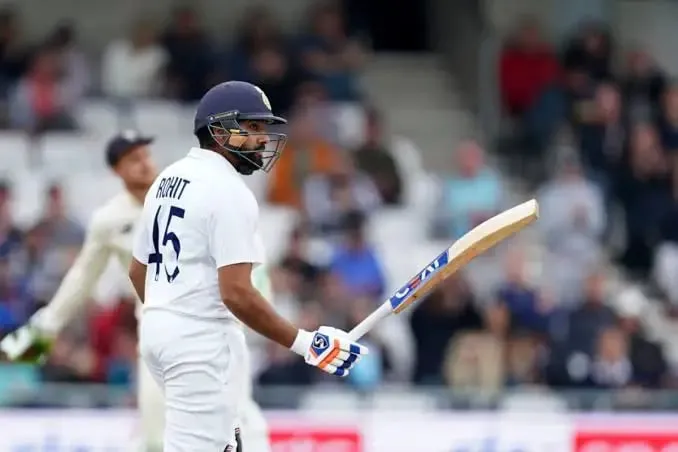 Rohit Sharma on his way to 59(156) runs on day 3 | Sportzpoint.com