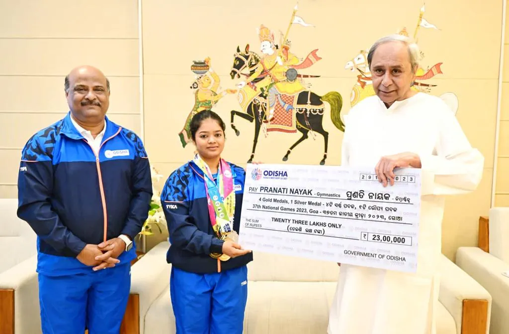 Gymnast Pranati Nayak has been felicitated by Odisha Chief Minister Naveen Patnaik. Image- Pragativadi  