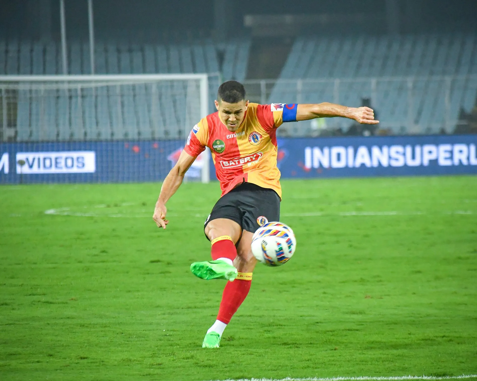 East Bengal captain Cleiton Silva could not be target with his freekicks in the first half in Kolkata.  Image | Sportz Point