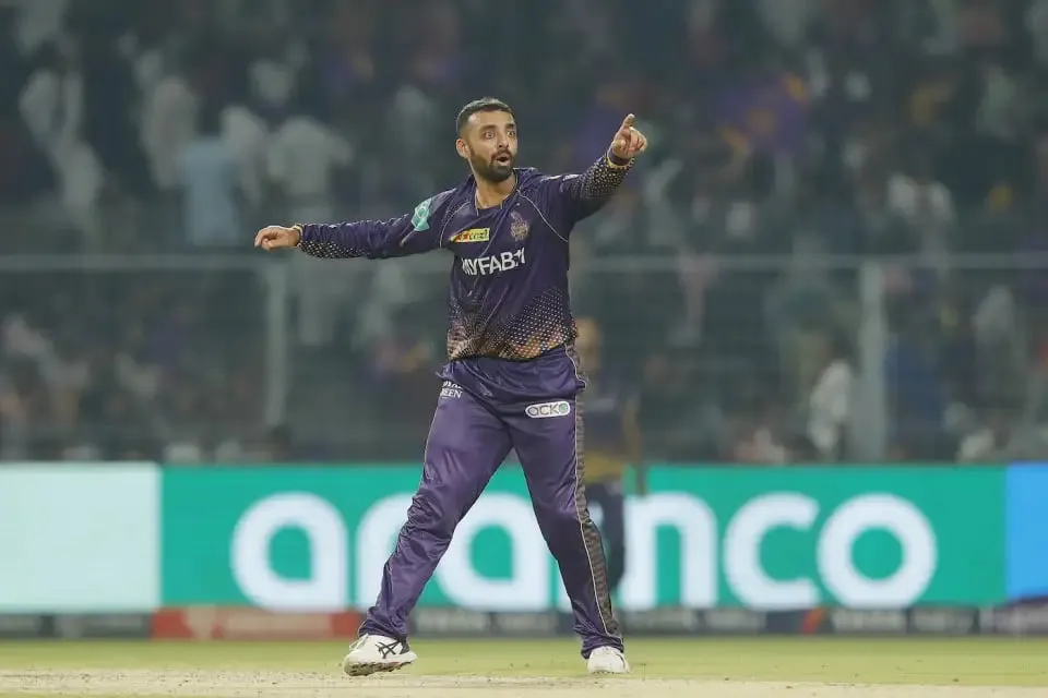 KKR vs PBKS: Varun Chakaravarthy picked up three crucial wickets | Sportz Point