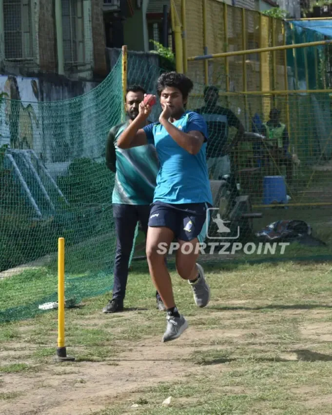 Titas Sadhu, Bengal Women's Cricketer bowling | Sportz Point