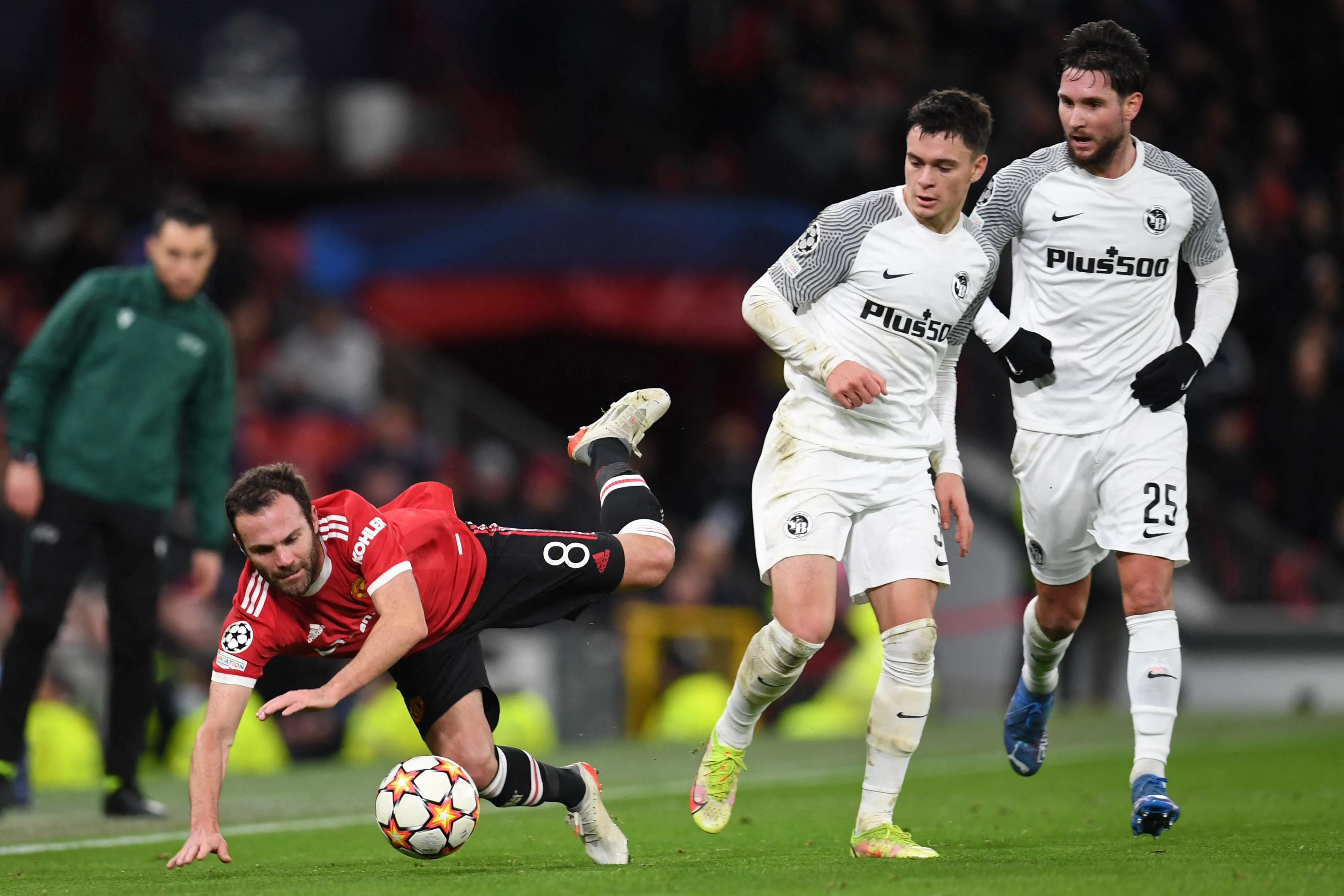 Manchester United vs Young Boys - UCL 2021-22 - Sportz Point