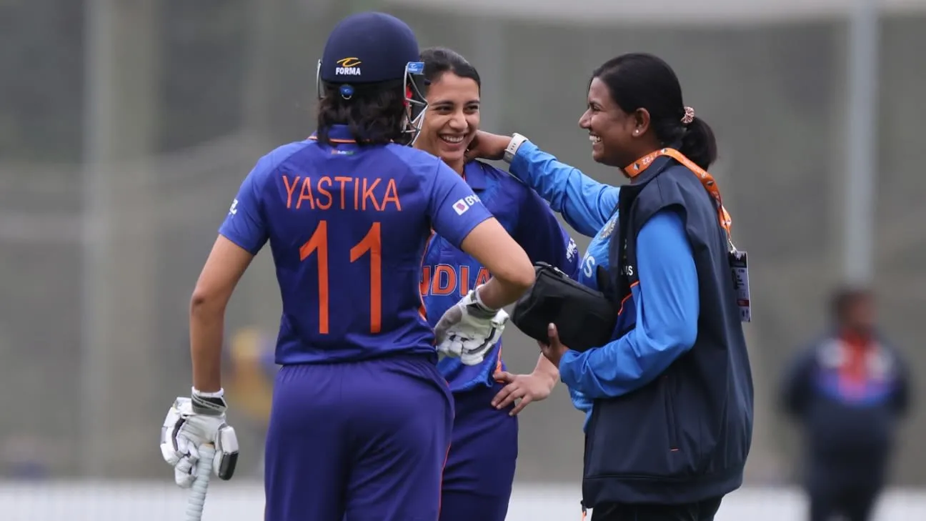 ICC Women's World Cup: Smriti Mandhana gets hit on the head in the warm-up match<br />
| SportzPoint.com