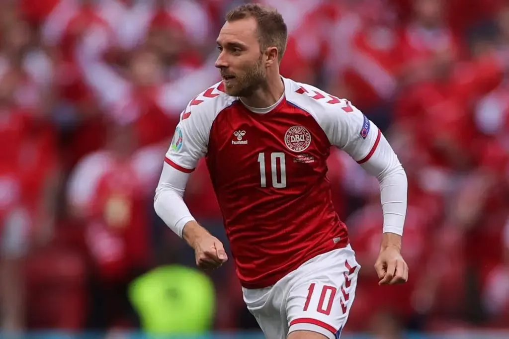 Christian Eriksen Will Not Be Allowed To Play In Italy Unless He Has ICD Heart-Starter Removed| SportzPoint