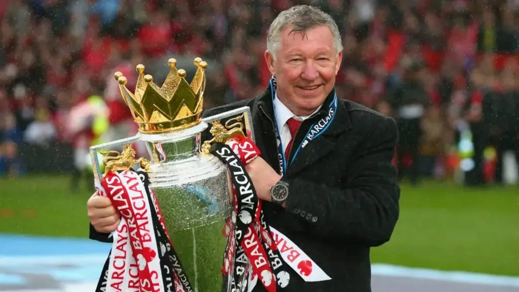 Liverpool vs Man United: The most bitter Rivalry in English Football: Sir Alex Ferguson with Premier League Title | Sportz Point