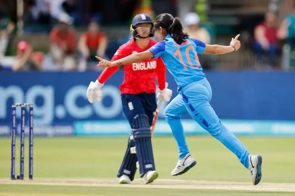 T20 World Cup 2023: Renuka Singh struck twice in her first seven balls against England | Sportz Point