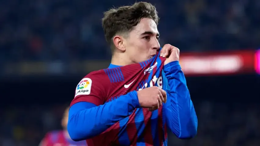 Best young football players: Pablo Martín Páez Gavira | Sportz Point