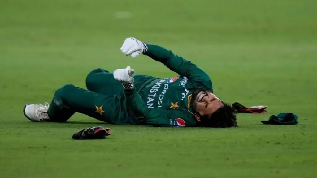 Asia Cup 2022: Mohammad Rizwan was taken to the hospital for a precautionary scan for suspected injury | Sportz Point