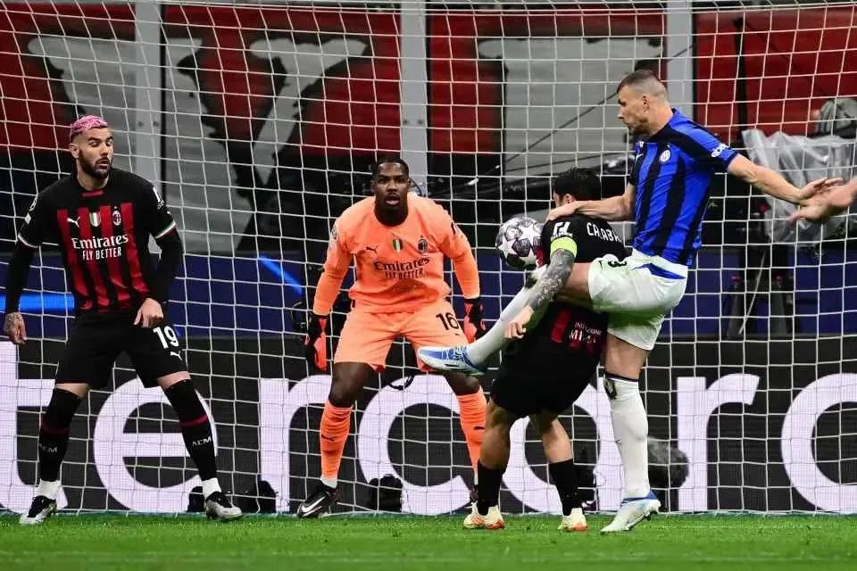 AC Milan vs Inter Milan | Sportz Point. 