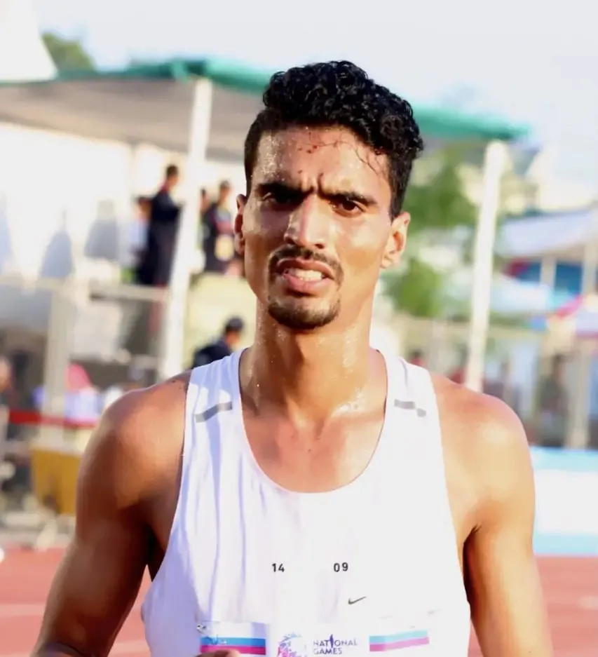 UP's Gulveer Singh made it to the Asian Athletics Championships after winning gold in 10000 meters | Sportz Point