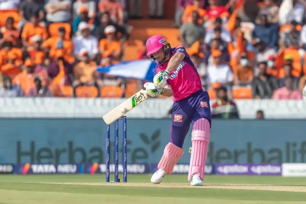 Jos Buttler smashes one through the cover | Sportz Point