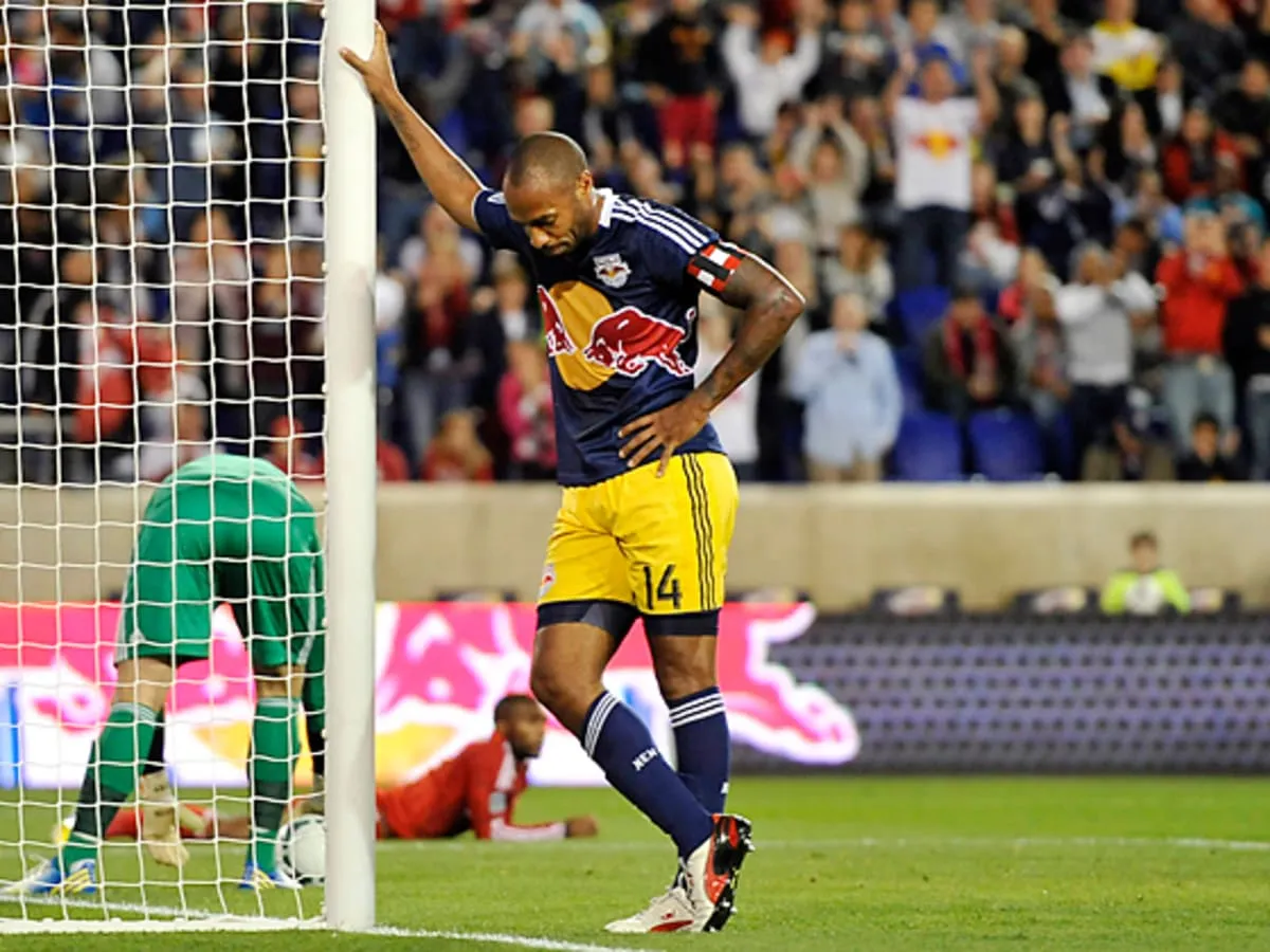 Henrying - 11 Iconic Football Celebrations and Reasons Behind Them - Sportz Point