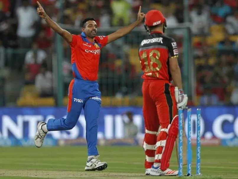 Best Bowling Figures: Dhawal Kulkarni picked up 4 wickets in the powerplay against RCB in the 1st Qualifier in IPL 2016 | Sportz Point